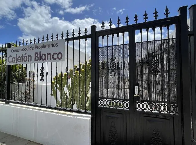 Apartamento Casahost - Casa Elu Lanzarote *